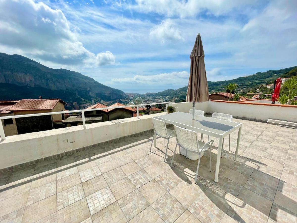 Ferienwohnung La Terrazza Di Seglia Ventimiglia Exterior foto